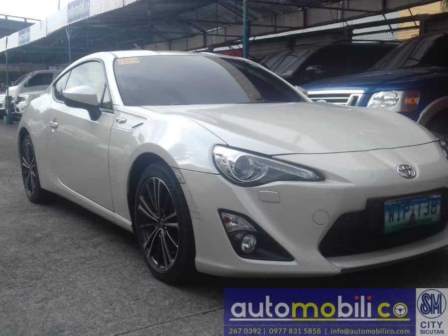 2013 Toyota 86 - Right View