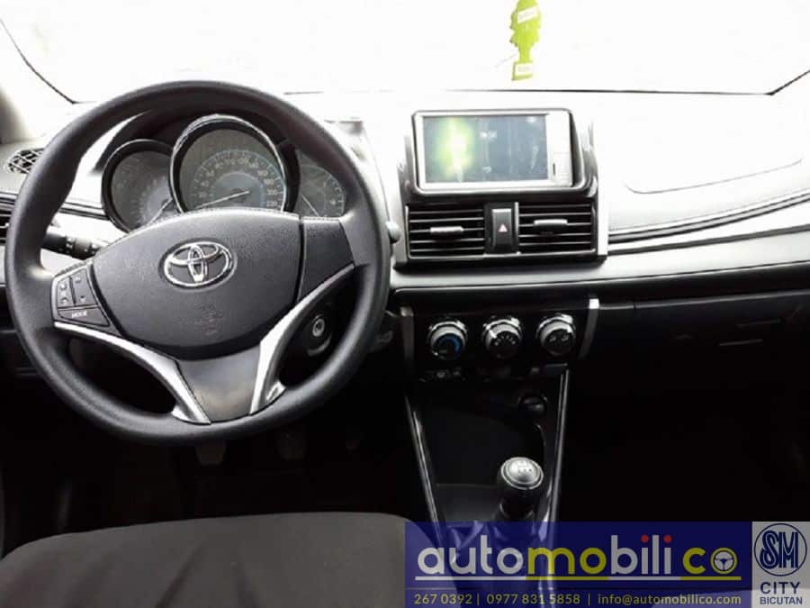 2017 Toyota Vios E - Interior Front View