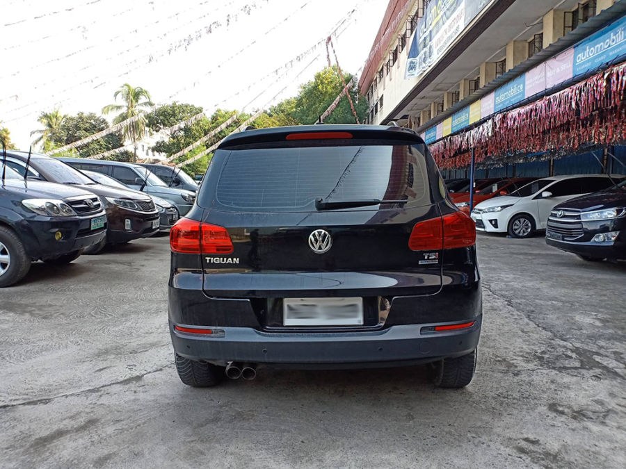 2015 Volkswagen Tiguan - Rear View