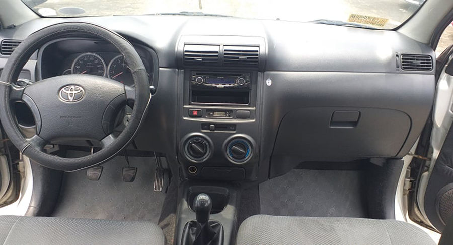 2010 Toyota Avanza - Interior Front View