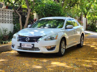 2015 Nissan Altima - Front View