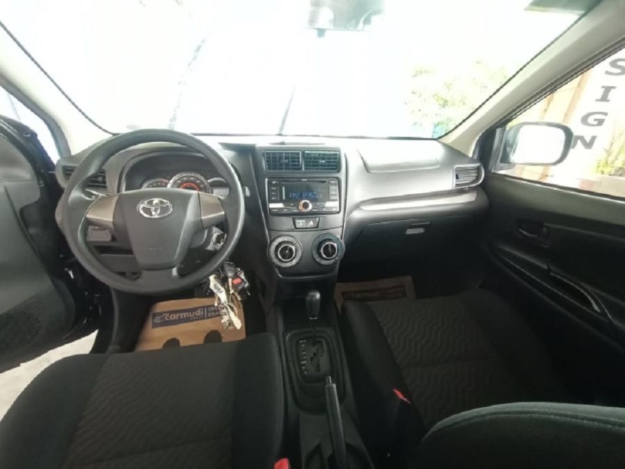 2018 Toyota Avanza E - Interior Front View