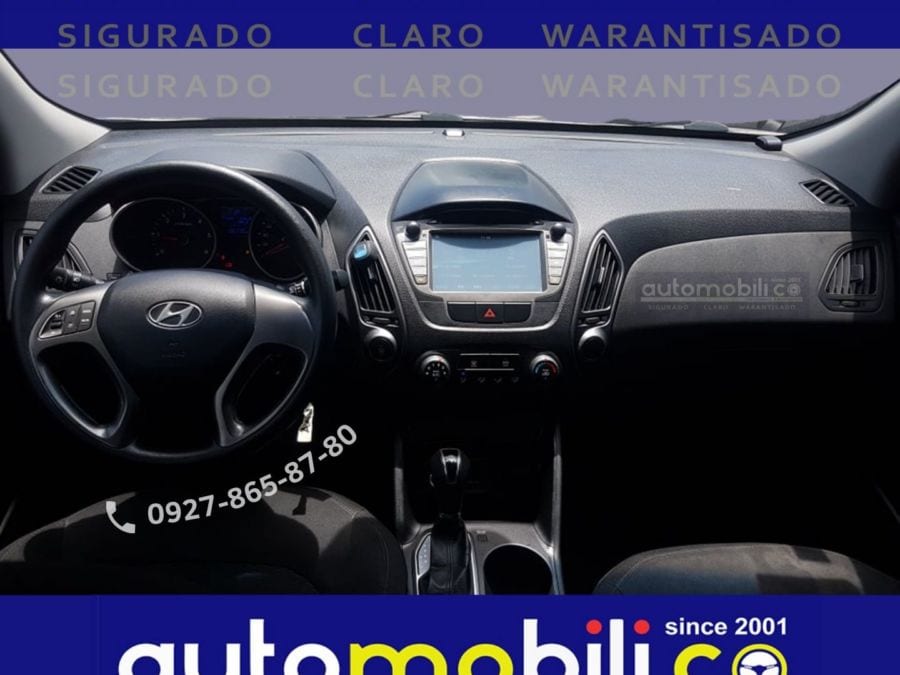 2014 Hyundai Tucson - Interior Front View