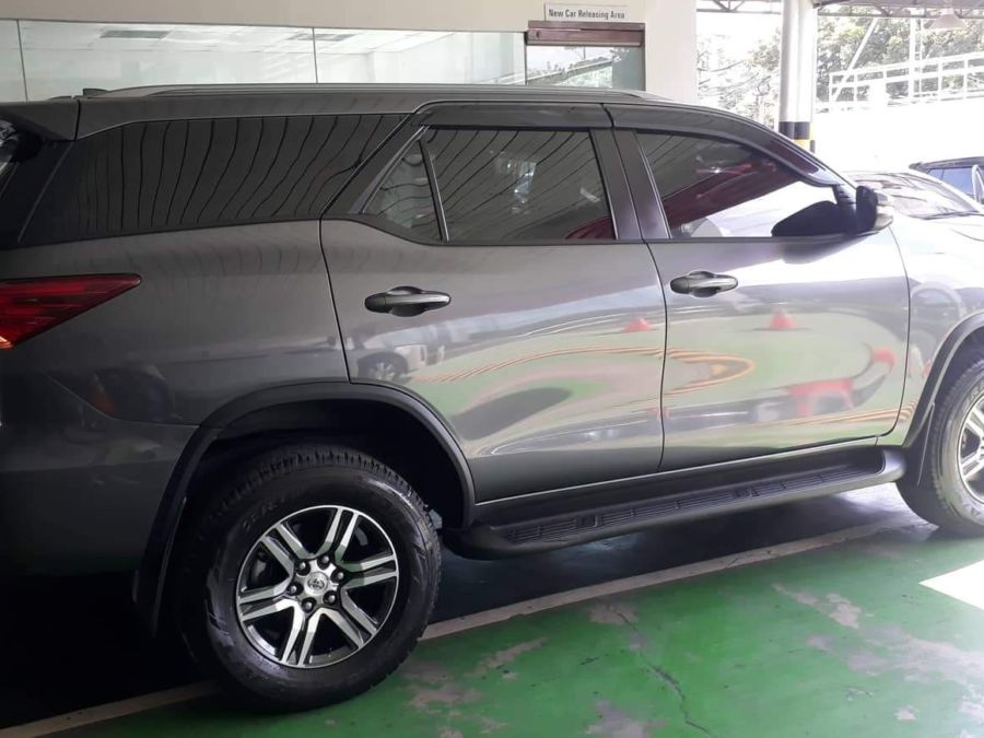 2018 Toyota Fortuner 4x2 - Left View