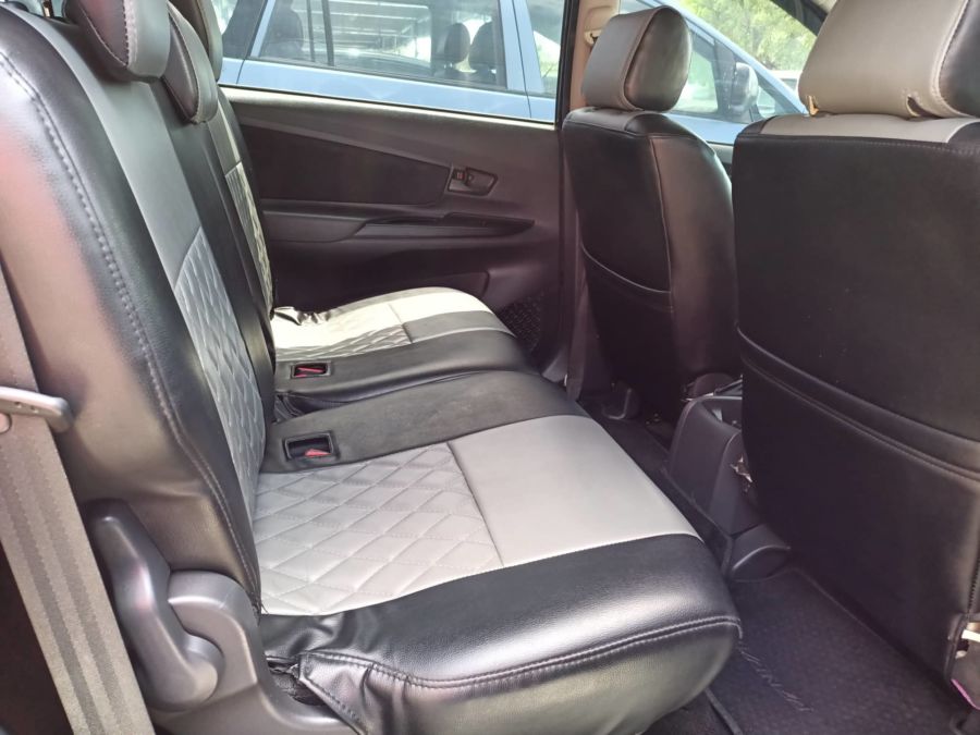 2017 Toyota Avanza E - Interior Rear View