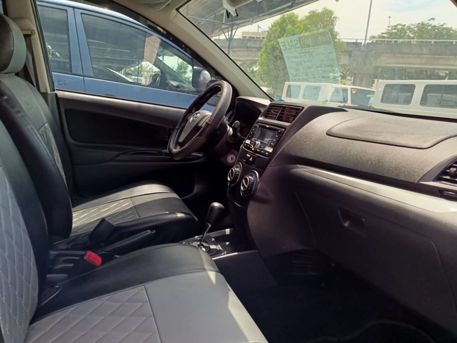 2017 Toyota Avanza E - Left View