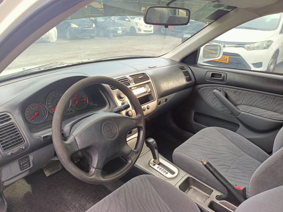 2005 Honda Civic - Interior Front View