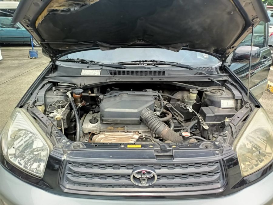 2001 Toyota RAV4 - Interior Rear View