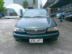 2000 Toyota Corolla - Front View