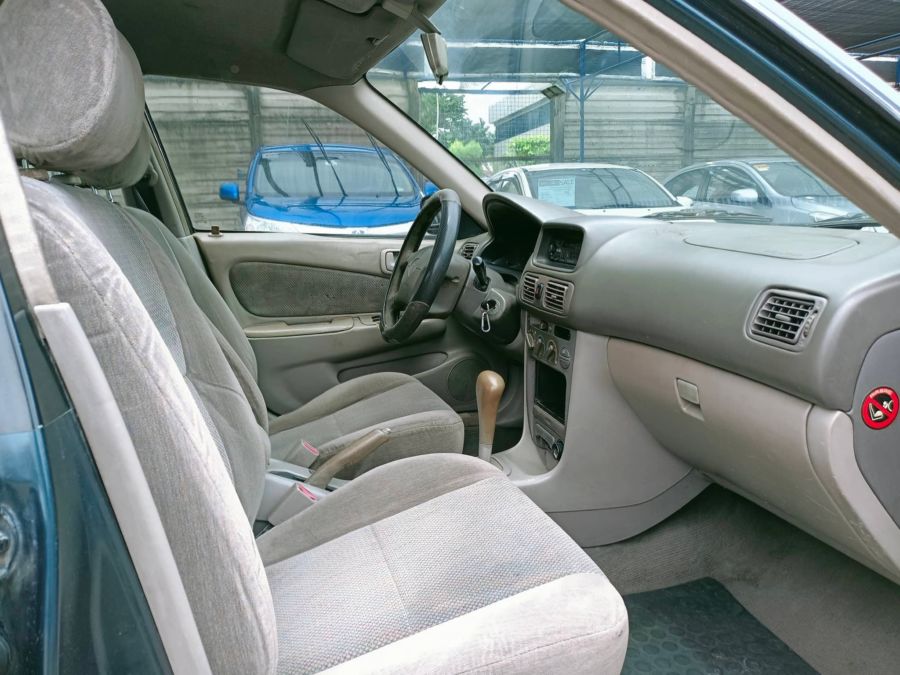 2000 Toyota Corolla - Interior Front View