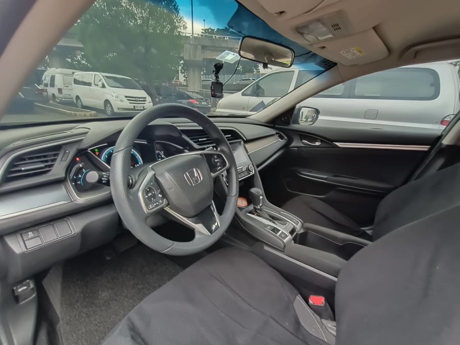 2018 Honda Civic - Interior Front View