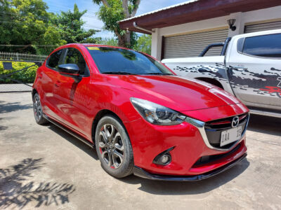 2017 Mazda 2 Fastback - Front View