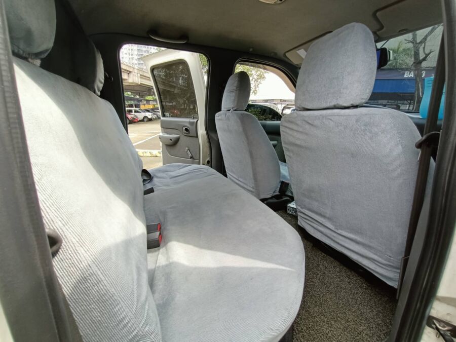 2006 Ford Ranger - Interior Rear View