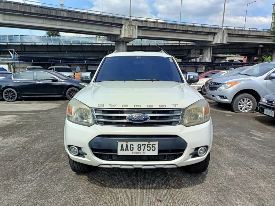 2014 Ford Everest Limited Edition - Left View