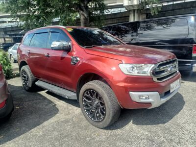 2017 Ford Everest - Front View