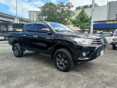 2019 Toyota Hilux E - Front View