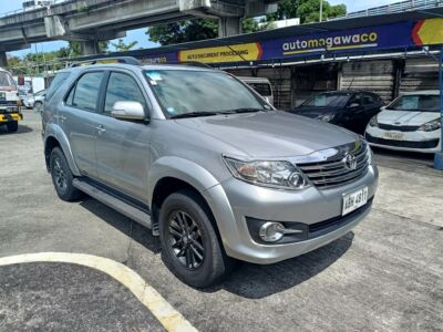 2015 Toyota Fortuner G - Front View