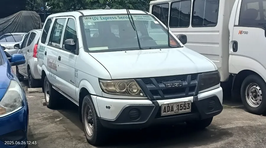 2014 ISUZU CROSSWIND XL